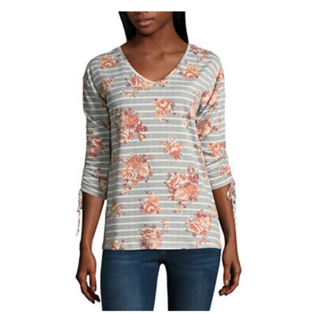 💟💟Como Blu 3/4 Ruched Tie Sleeve French Top